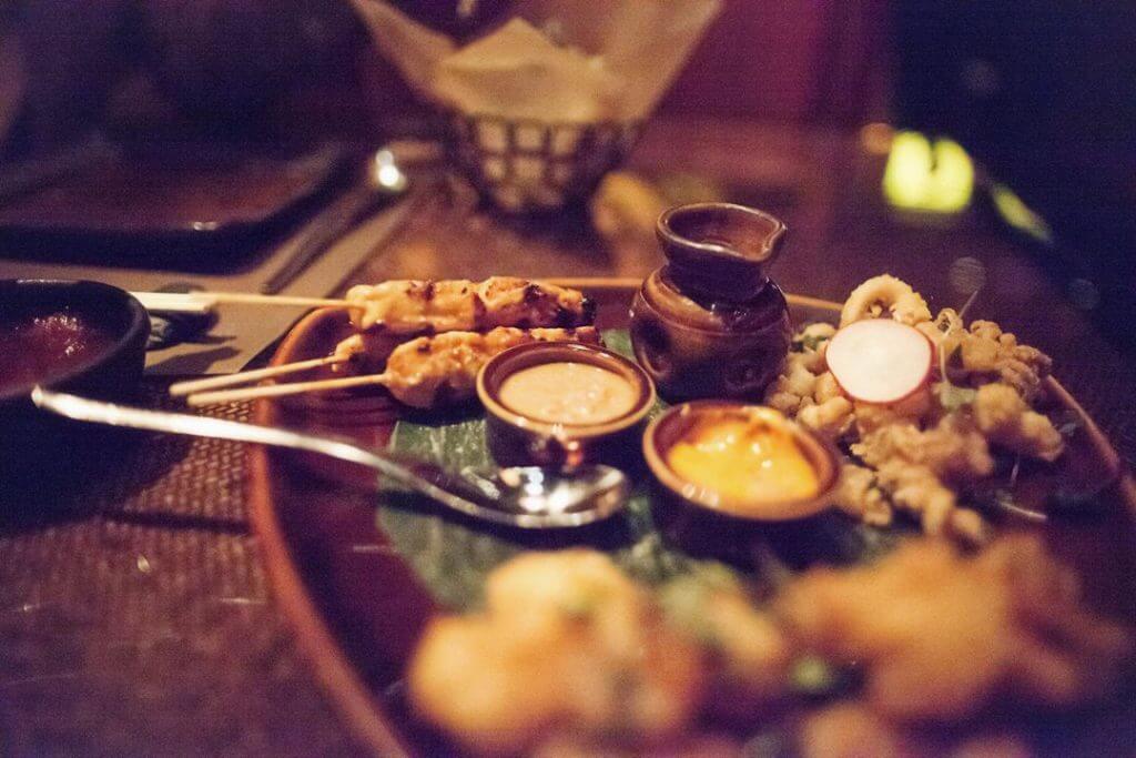 Appetizers: Satay Chicken+Calamari