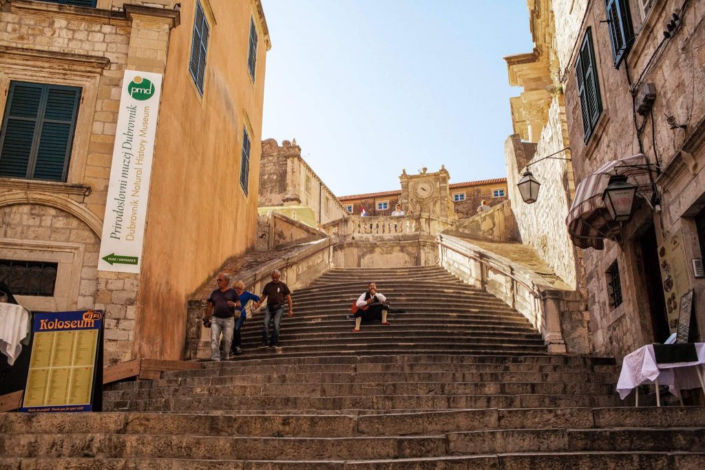 You can find these stairs leading up to the St Ignatius church in the Jesuit Quarter.