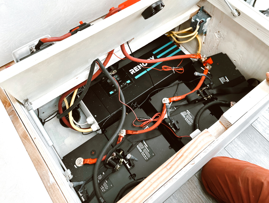 How-to Install a Battery Monitor in a DIY Camper Van Electrical System 